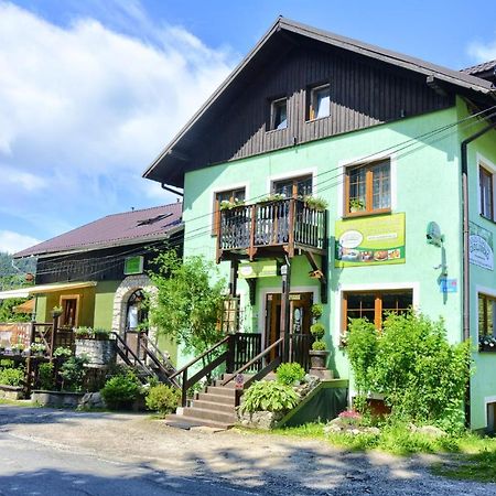 Zajazd Karlow Restauracja & Pokoje Goscinne Bagian luar foto